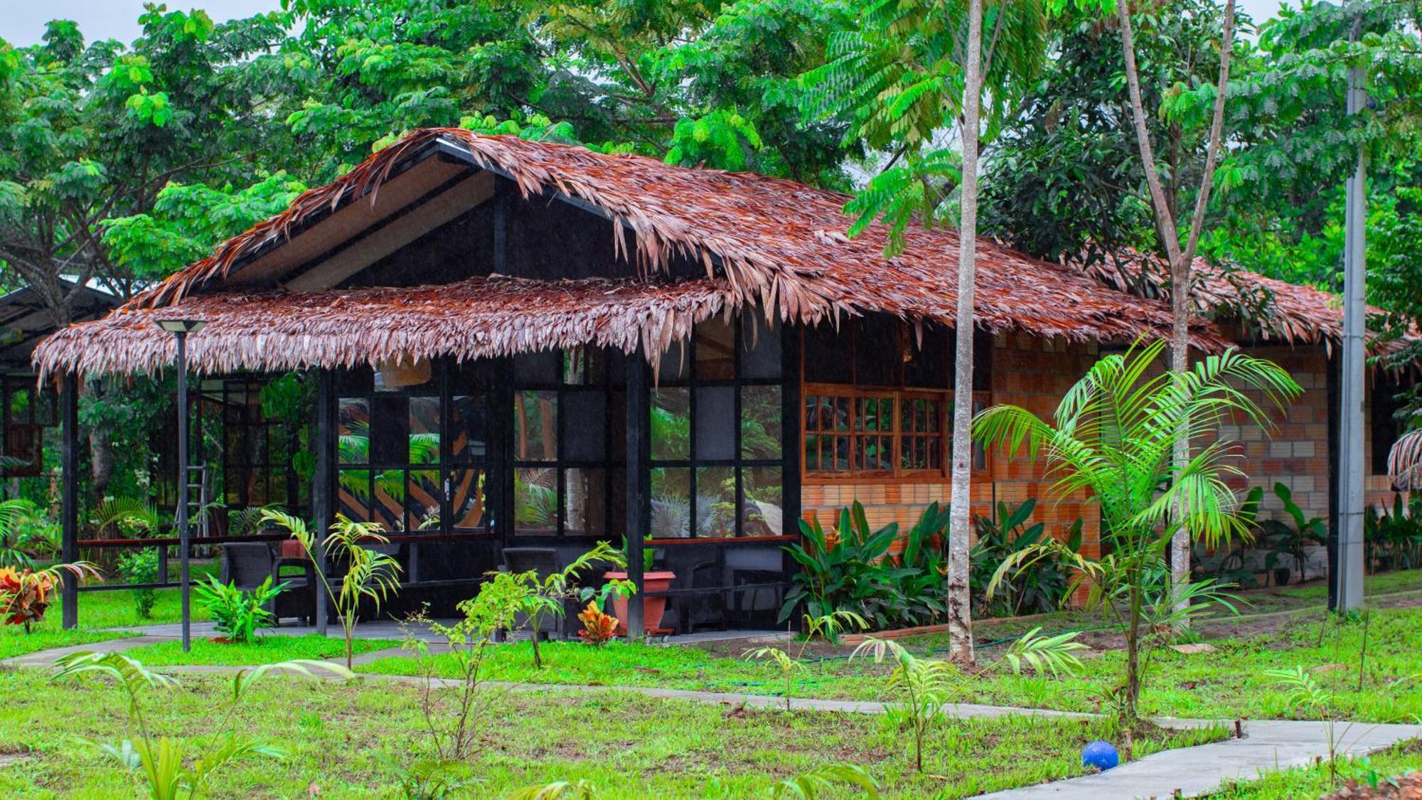 Hotel Boutique Villaliliana เลติเซีย ภายนอก รูปภาพ