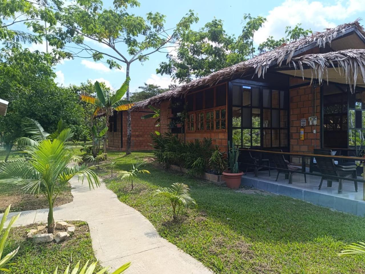 Hotel Boutique Villaliliana เลติเซีย ภายนอก รูปภาพ