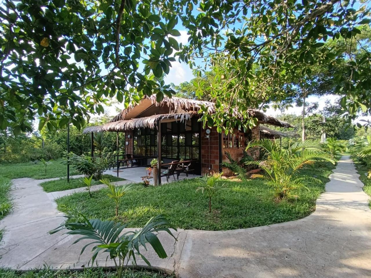 Hotel Boutique Villaliliana เลติเซีย ภายนอก รูปภาพ